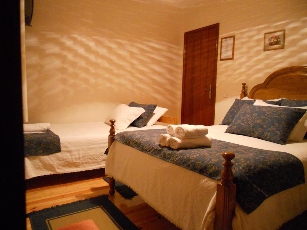 Encosta Da Serra Hotel Sabugueiro  Room photo